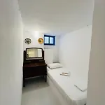 Castle Seaview * Serifos Town
