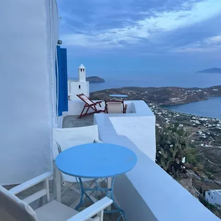 Castle Seaview Retreat Holiday home