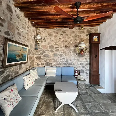 Castle Seaview Tatil Evi Serifos Town